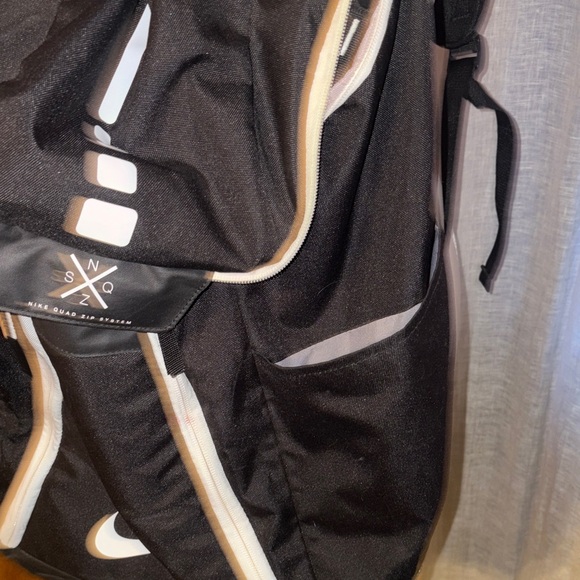 Nike Black Backpack with White Accents Sports Pack - Picture 4 of 5